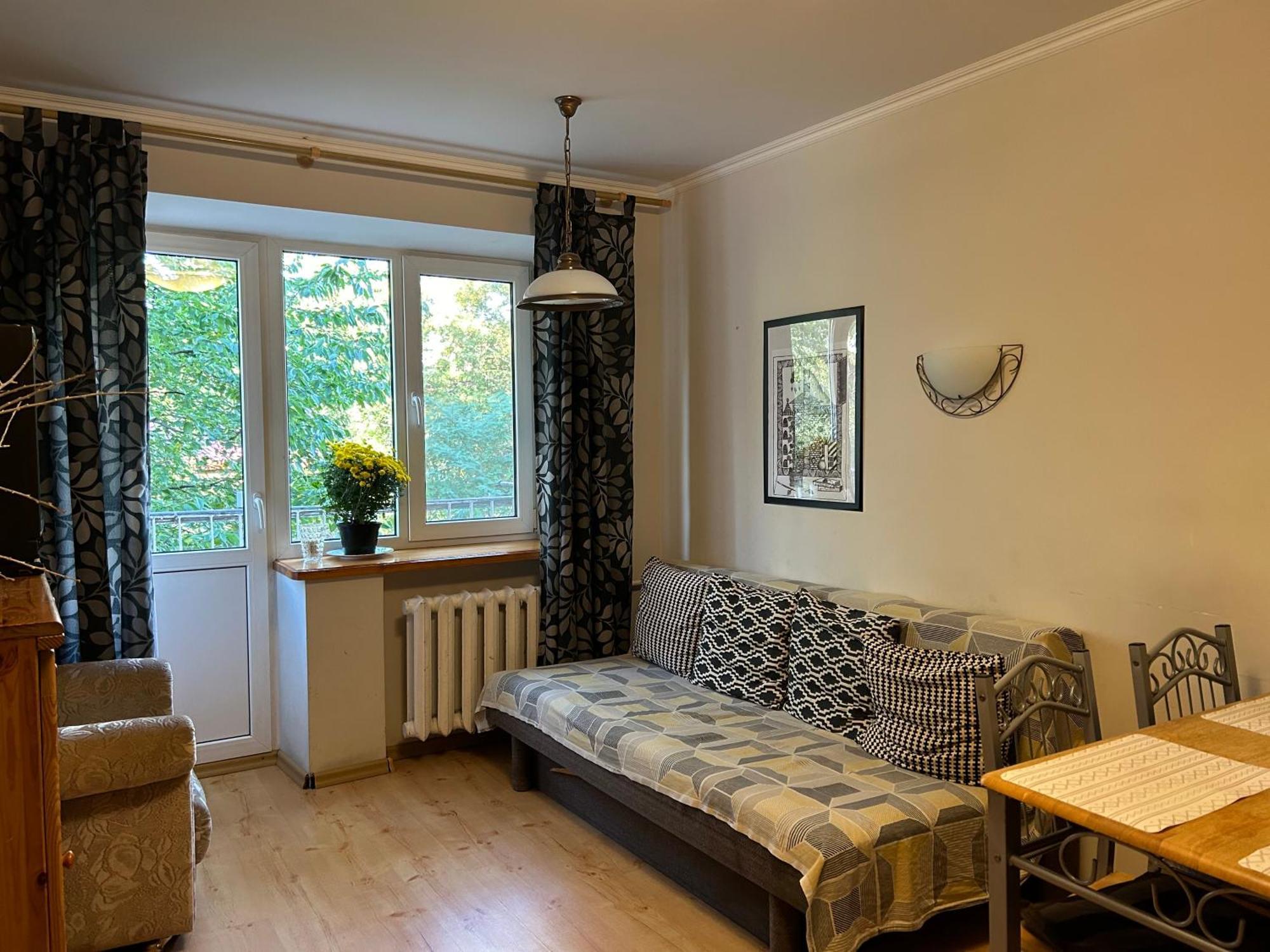 Three Bedroom Stepana Bandery Street Rivne Exterior photo